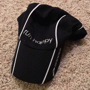 Brooks Run Happy running cap